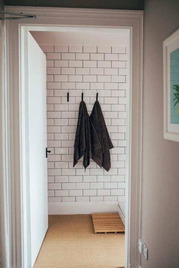The Main Street Burrow - Your Perfect Hideaway St Boswells エクステリア 写真